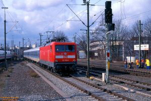 D27997 112 185