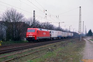 D28087 152 073
