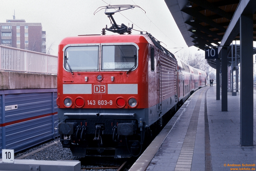 https://rueckblicke3.lokfoto.de/2001/2001_03/D29414_143_603.JPG