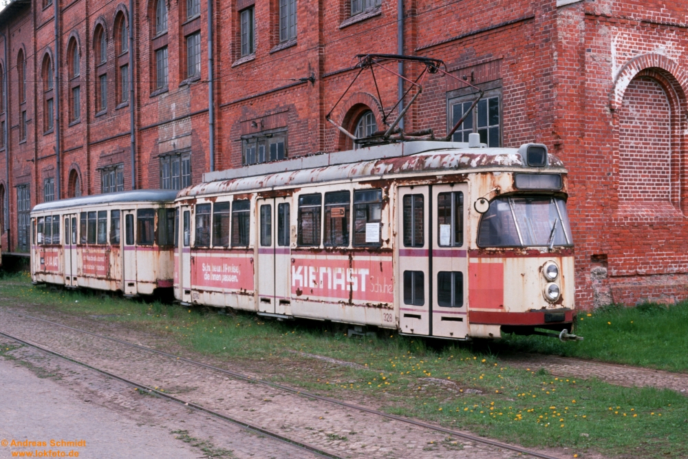 https://rueckblicke3.lokfoto.de/2001/2001_05/D29553_twg_328.JPG